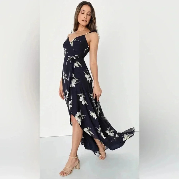 NEW with tags (NWT) Lulus All Mine Navy Blue Floral Print High-Low Wrap Dress - Picture 1 of 9